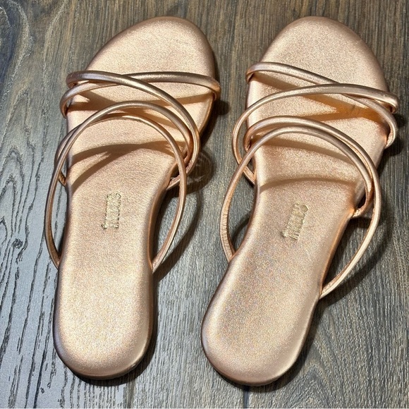 Tkees nwot rose gold sandal size 6 - Picture 4 of 5
